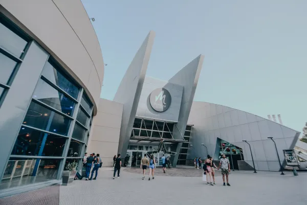 Mendoza Plaza Shopping